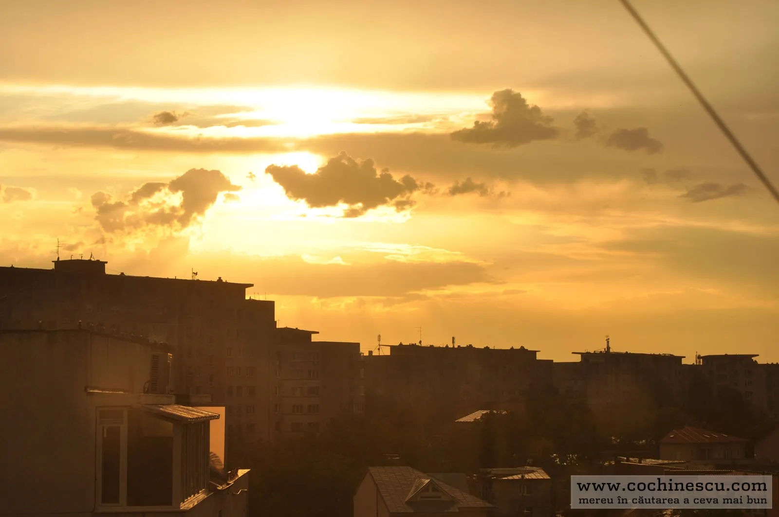 Photo 4 from “Curcubeu deasupra Bucureștiului”