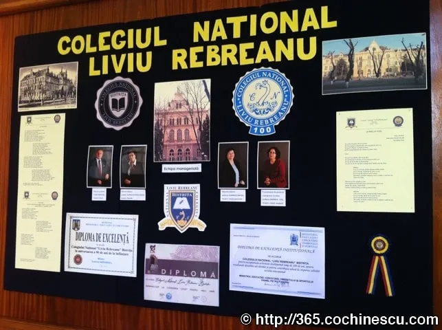 Panoul de onoare al Colegiului National Liviu Rebreanu din Bistrita.